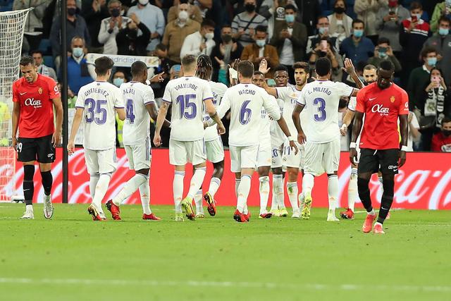 爱德华兹逆天隔扣狼队克爵士 国王加时擒灰熊