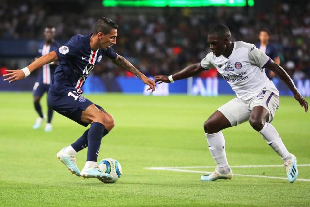 罗伯逊：每场比赛斯洛特都会改变球员职责