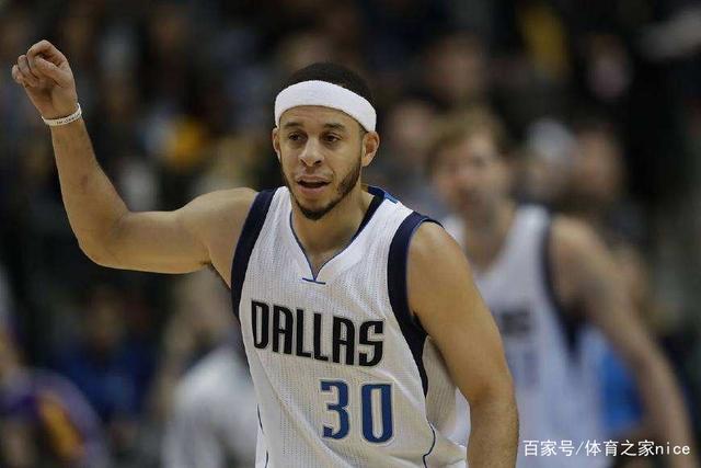 马德里网球公开赛：萨巴伦卡爆冷无缘四强